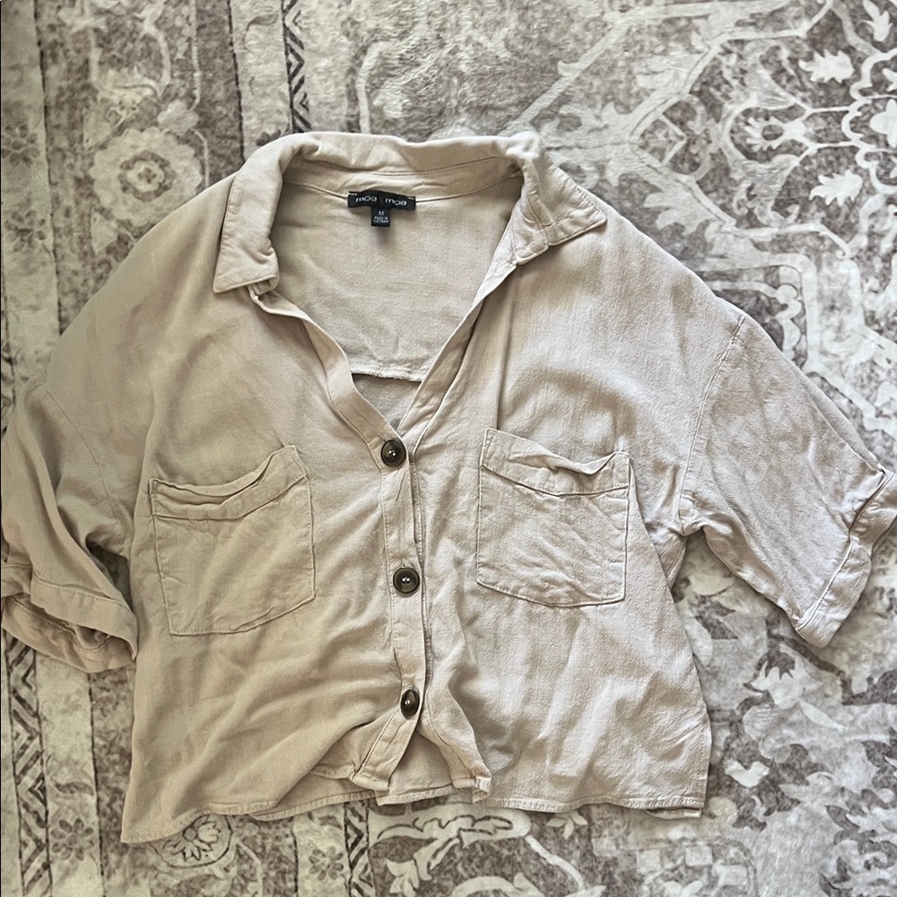 Moa Moa Beige Button-Down Crop Shirt
